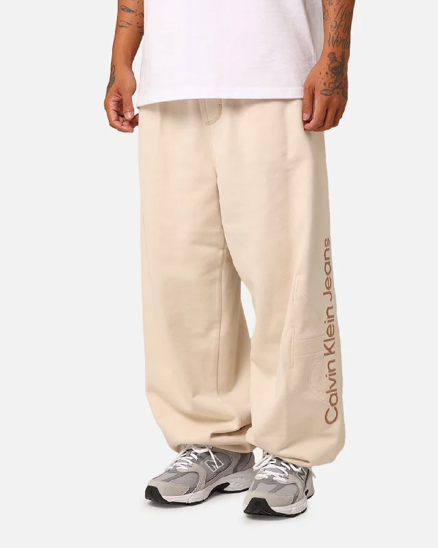 Calvin Klein Washed Monologo Hawk Pants Ivory Soft Sweatpants Style