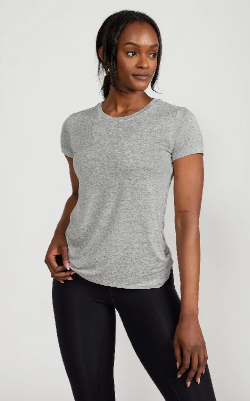 The Perfect Tee in Grey Fashionable Trendy Casual