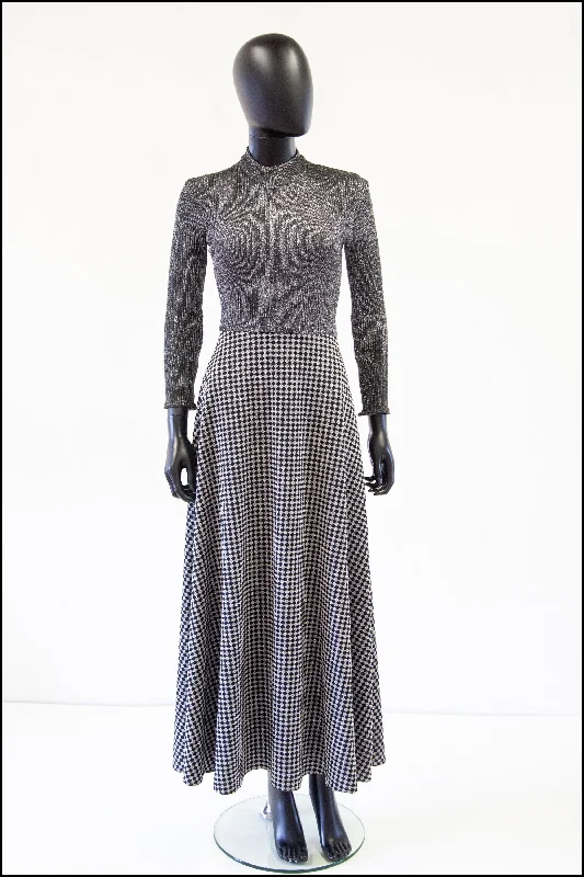 Vintage 1970s Silver Lurex Knit Maxi Dress Comfortable Flowy Maxi Dress