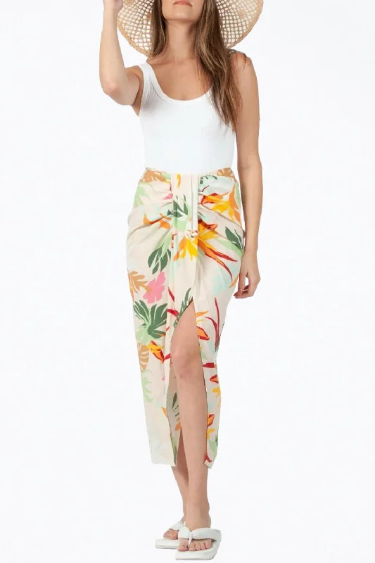 Floral-Print Gathered Sarong Skirt In White Tropical vintage skirt charm